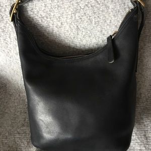 100 % AUTHENTIC  COACH hobo bag